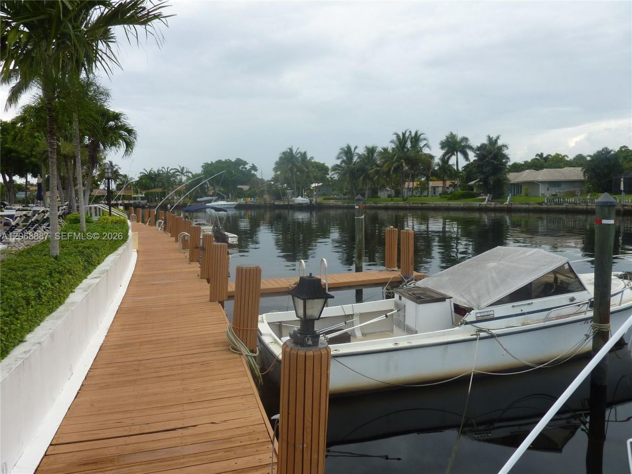 180 Cypress Club Dr, Unit 811, Pompano Beach, FL 33060 Photo