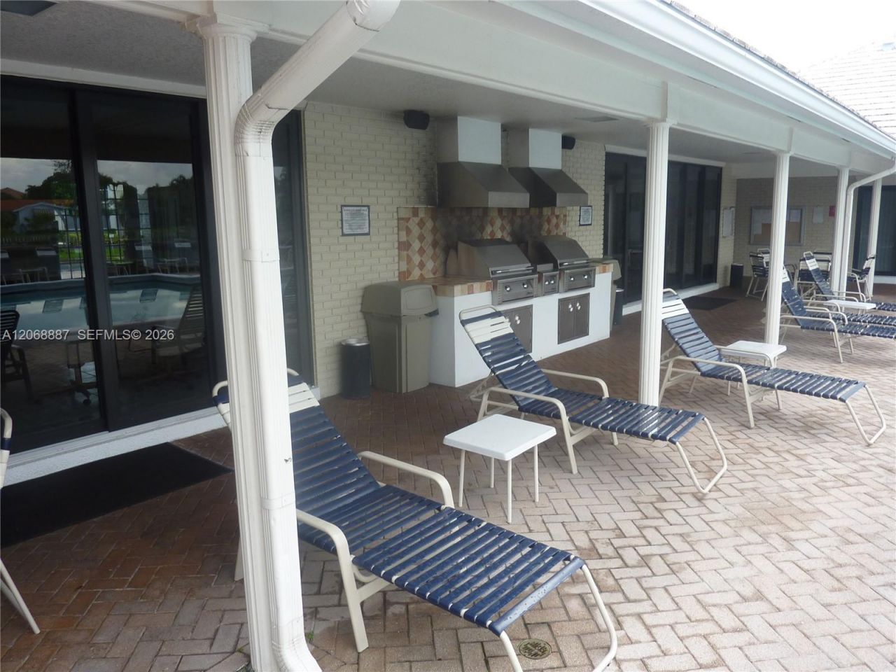 180 Cypress Club Dr, Unit 811, Pompano Beach, FL 33060 Photo