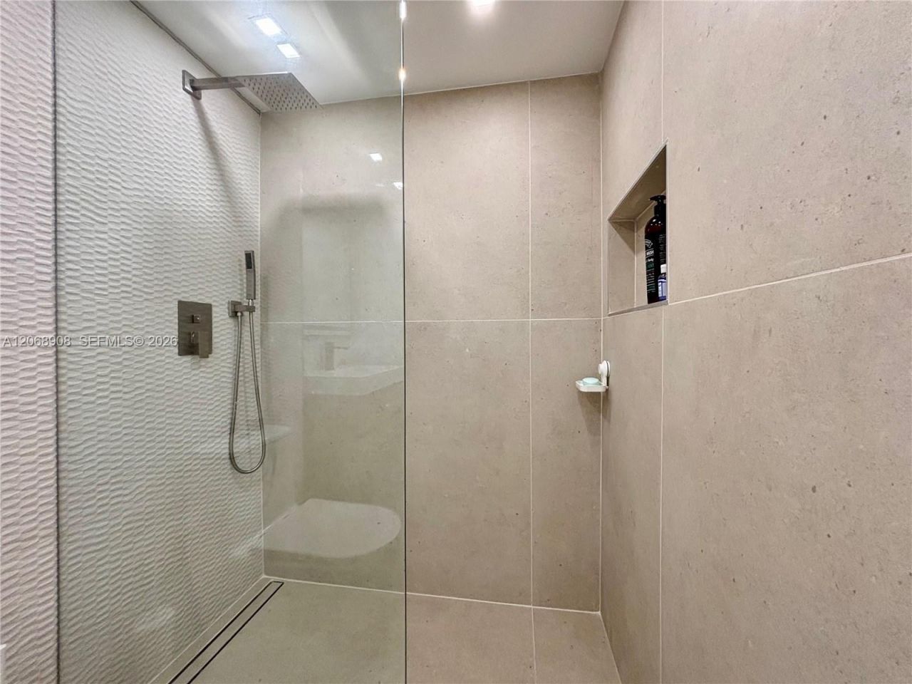 2829 Indian Creek Dr , Unit 604, Miami Beach, FL 33140 Photo