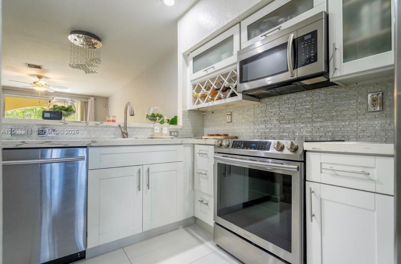 2517 SW 83rd Ter , Unit 105, Miramar, FL 33025 Photo