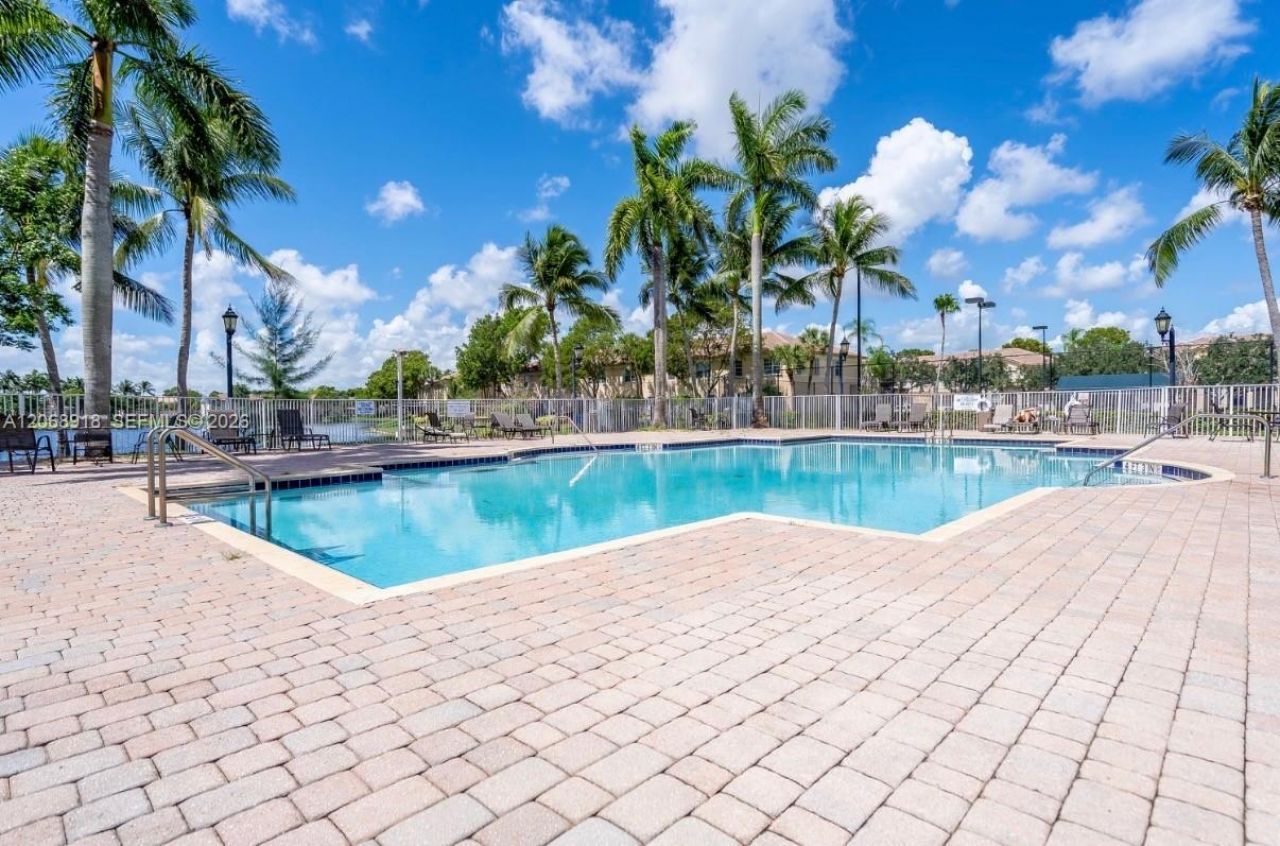 2517 SW 83rd Ter , Unit 105, Miramar, FL 33025 Photo