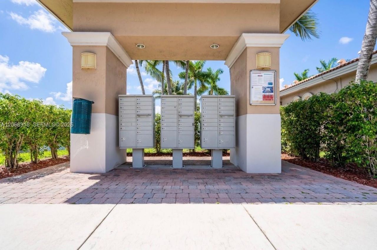 2517 SW 83rd Ter , Unit 105, Miramar, FL 33025 Photo