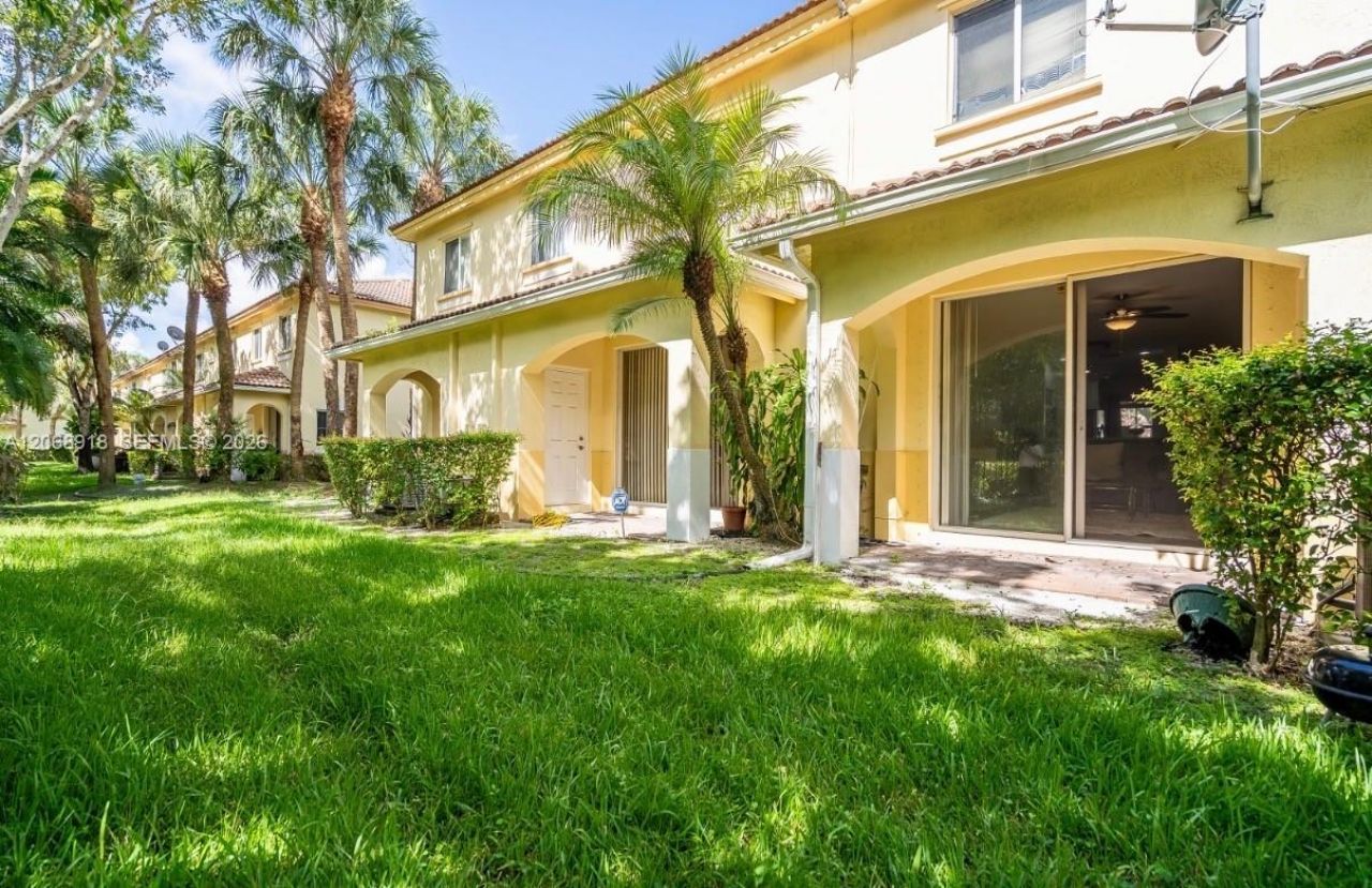 2517 SW 83rd Ter , Unit 105, Miramar, FL 33025 Photo