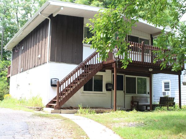 1321 Pontiac Trail, Ann Arbor, MI 48105