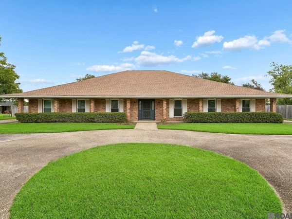 119 Ben, Laplace, LA 70068