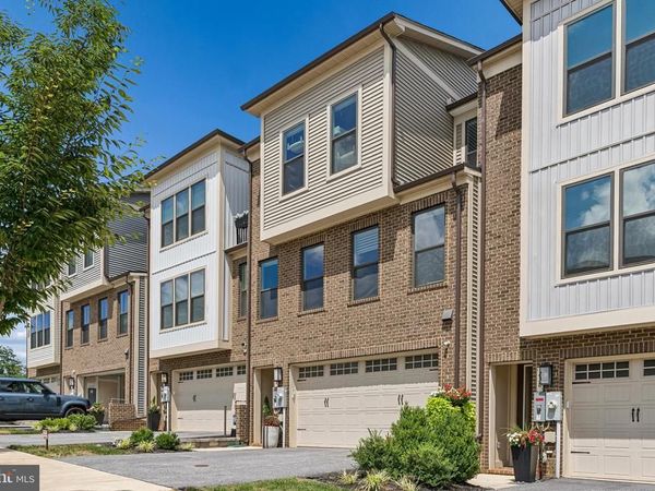 240 HICKORY HOLLOW COURT, COCKEYSVILLE, MD 21030