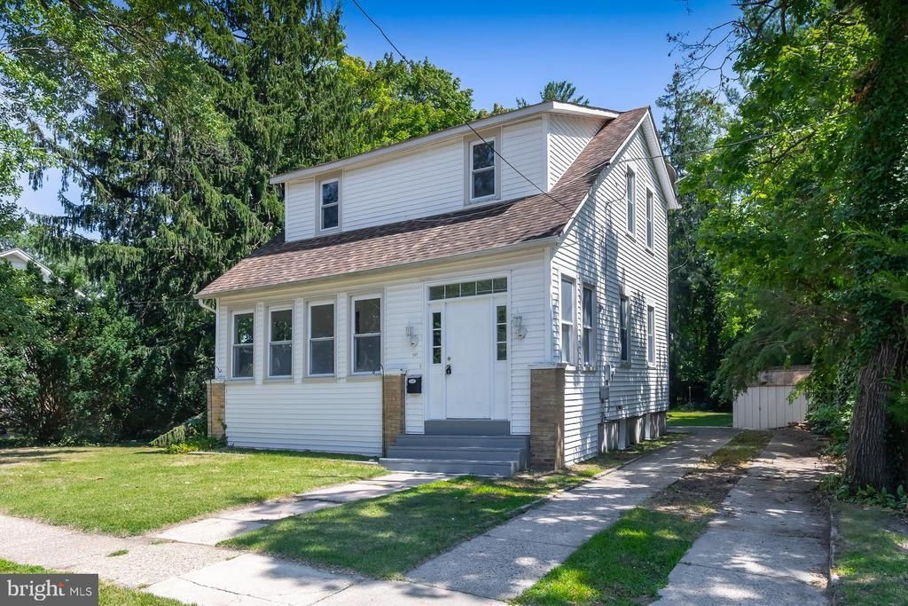 127 Hemlock Avenue, Laurel Springs, NJ 08021 Main Photo