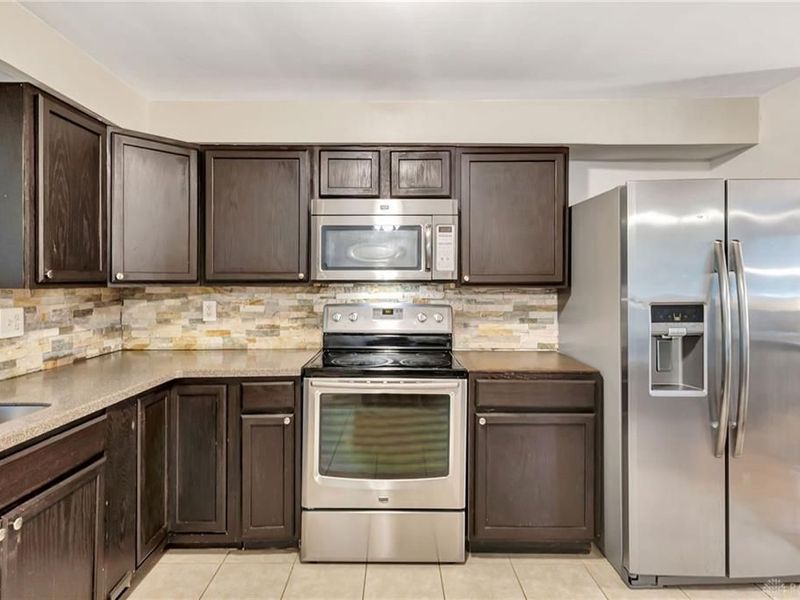 7365 W Chester Road, West Chester, OH 45069 Photo 2