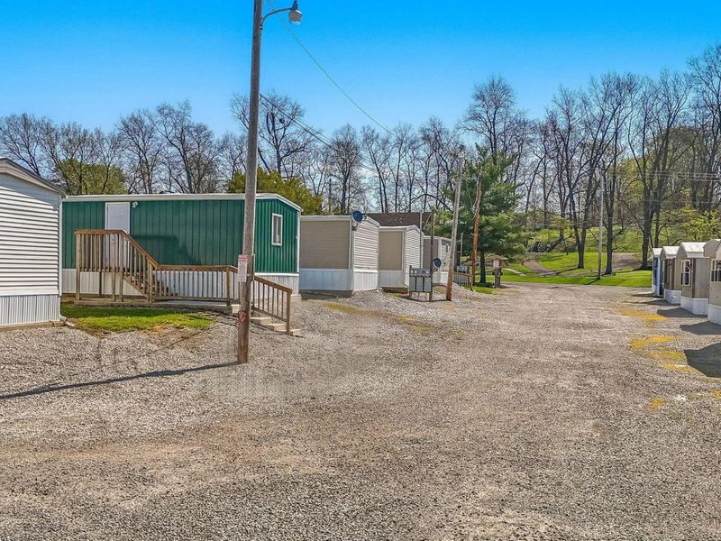 423 Donahey Drive, Unit 3, Utica, OH 43080 Photo 10