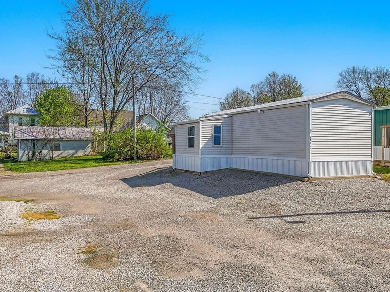 423 Donahey Drive, Unit 3, Utica, OH 43080 Photo 9
