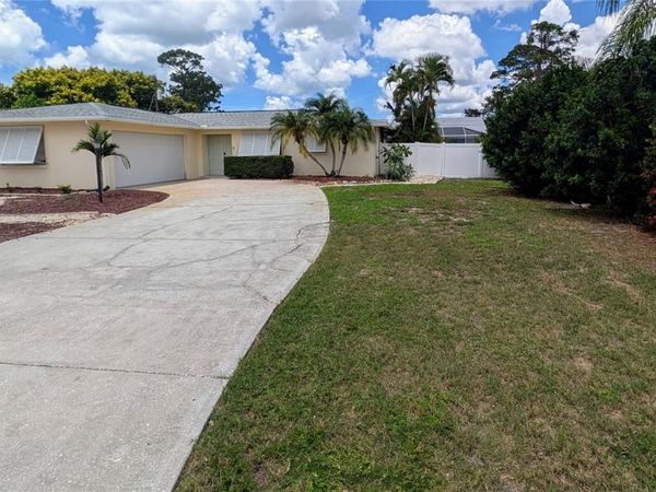 VENICE, FL 34293