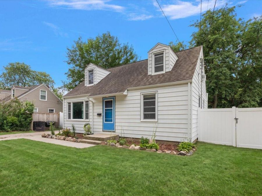 Property Image 4