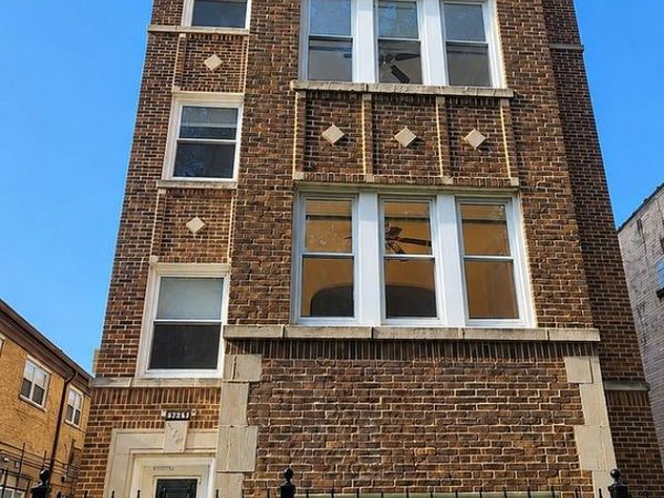 3744 W Leland Avenue, Unit 2, Chicago, IL 60625
