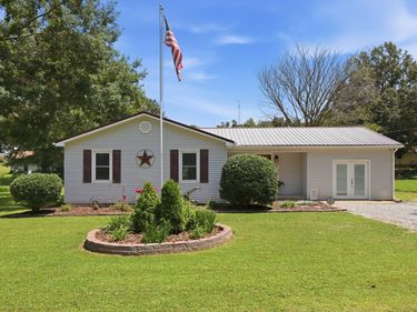 78 Whispering Oaks Loop, Mayfield, KY 42066