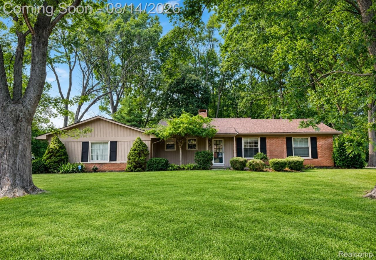 1111 Ashover Drive, Bloomfield Hills, Mi 48304 Main Photo