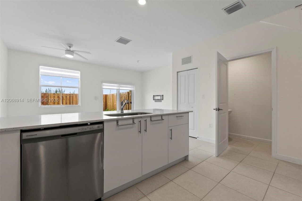 2634 SE 29 St , Unit 2634, Homestead, FL 33035 Photo