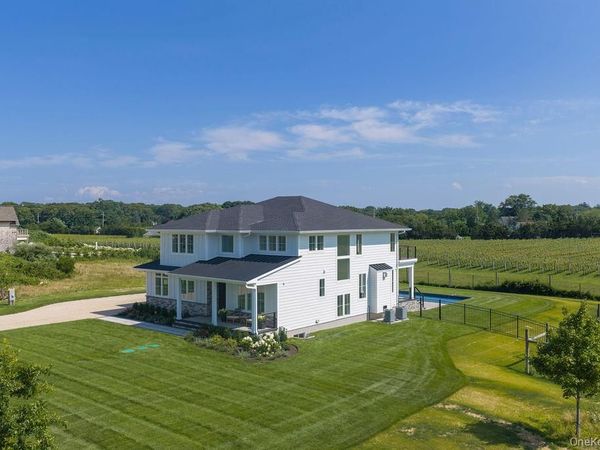 1135 Wildberry Lane , Southold, NY 11971