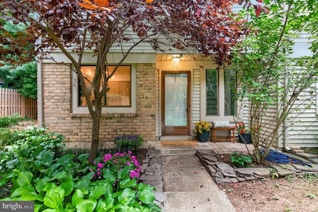 36 ROCKWELL COURT, ANNAPOLIS, MD 21403