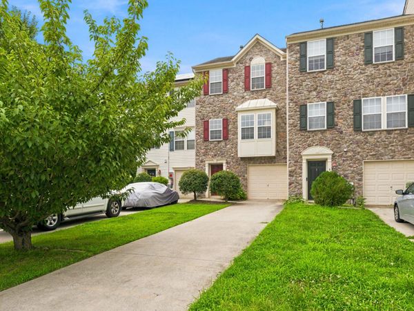 6 SHOEMAKER DRIVE, SWEDESBORO, NJ 08085