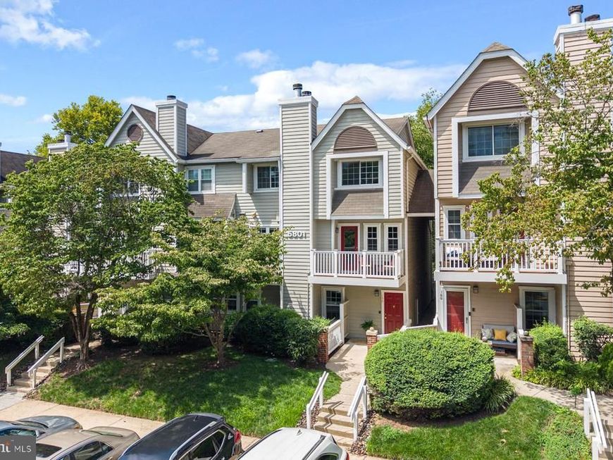 5801 Inman Park Circle, Unit 150, Rockville, MD 20852 Main Photo