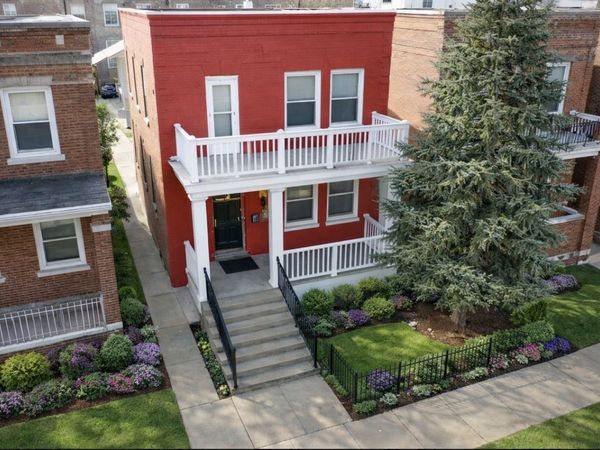 4925 W Henderson Street , Unit G, Chicago, IL 60641