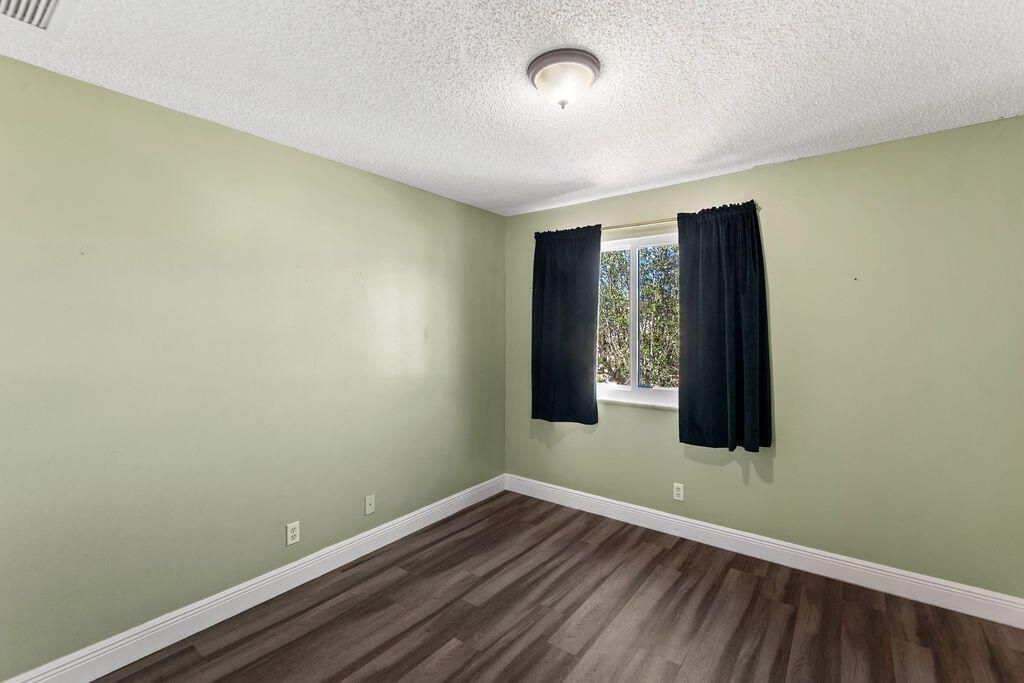 6384 Adriatic Way, West Palm Beach, FL 33413 Photo