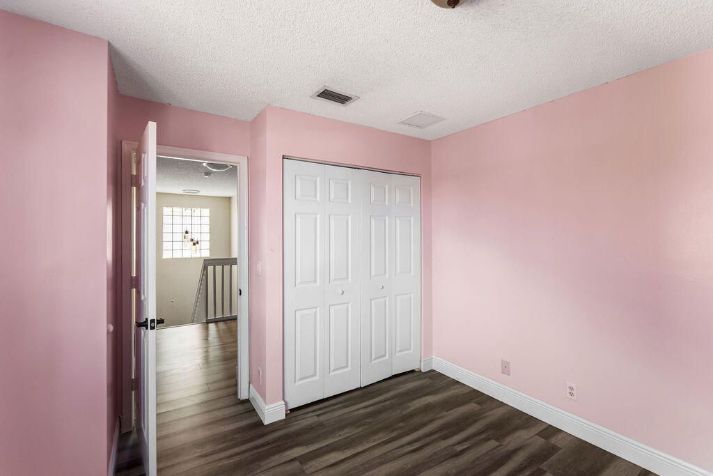6384 Adriatic Way, West Palm Beach, FL 33413 Photo