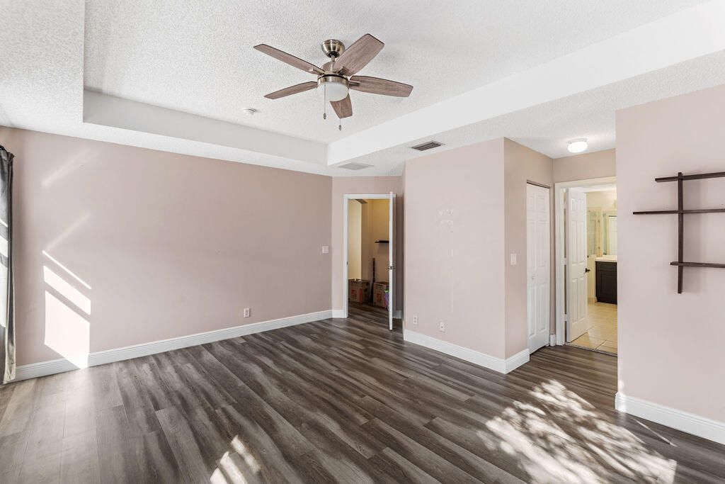 6384 Adriatic Way, West Palm Beach, FL 33413 Photo