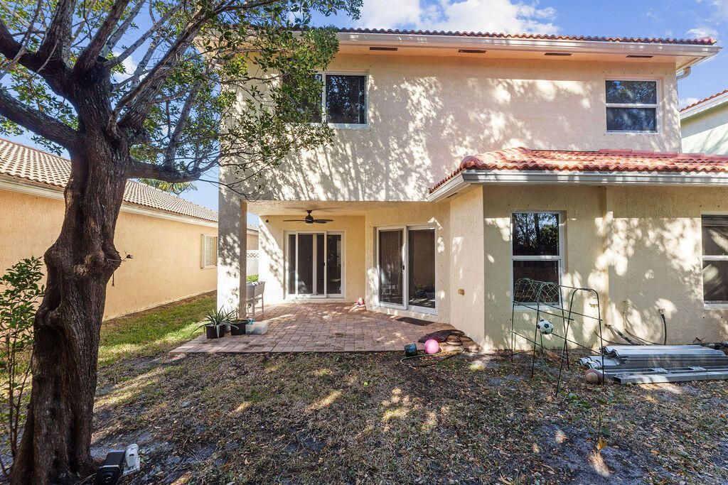 6384 Adriatic Way, West Palm Beach, FL 33413 Photo
