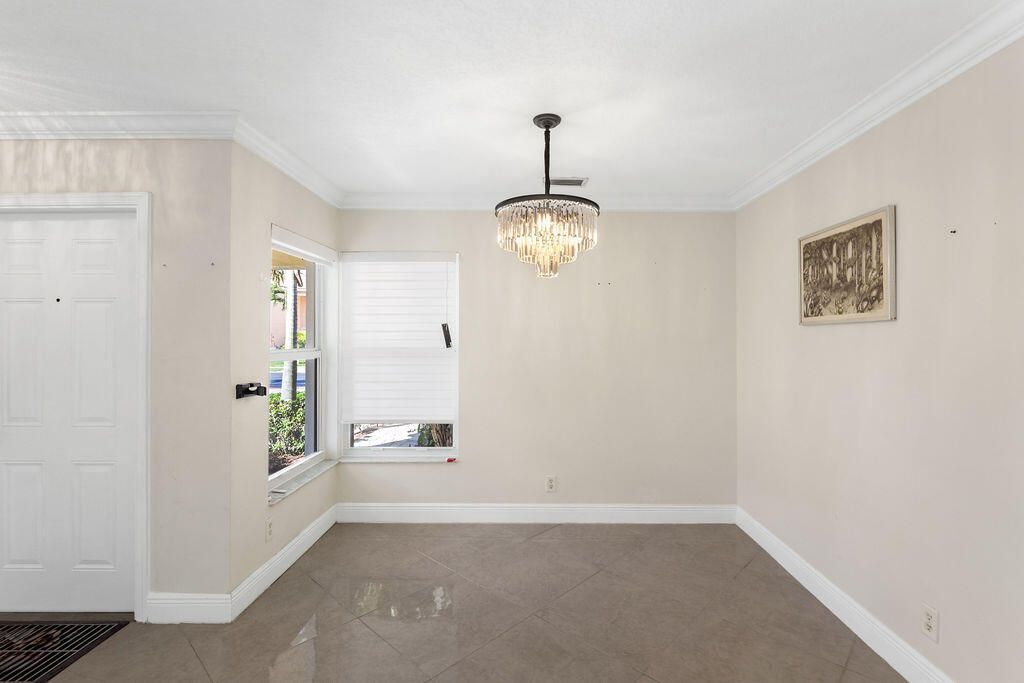 6384 Adriatic Way, West Palm Beach, FL 33413 Photo