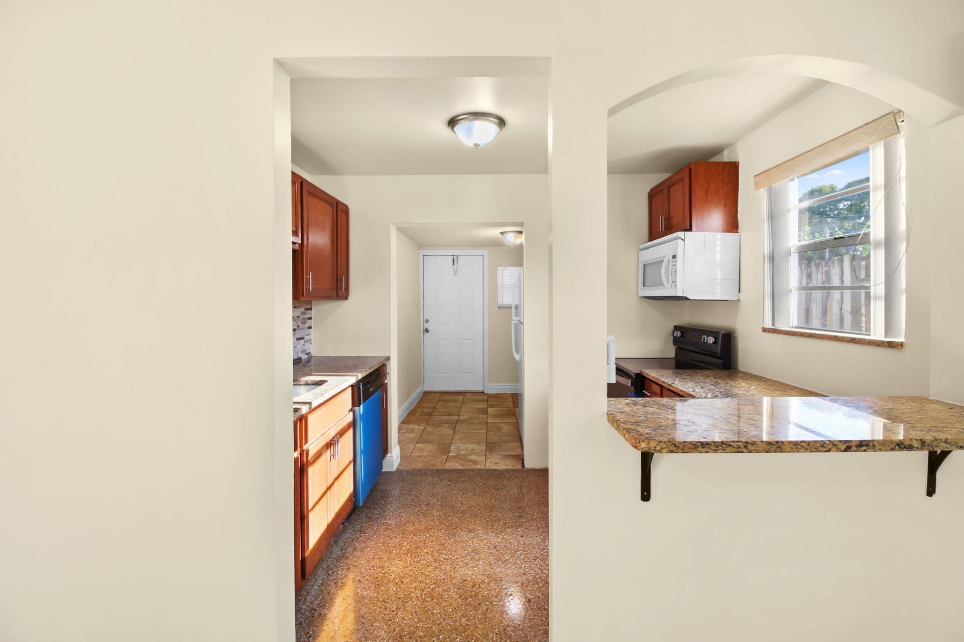4546 Carver Street, Kenwood Estates, FL 33463 Photo