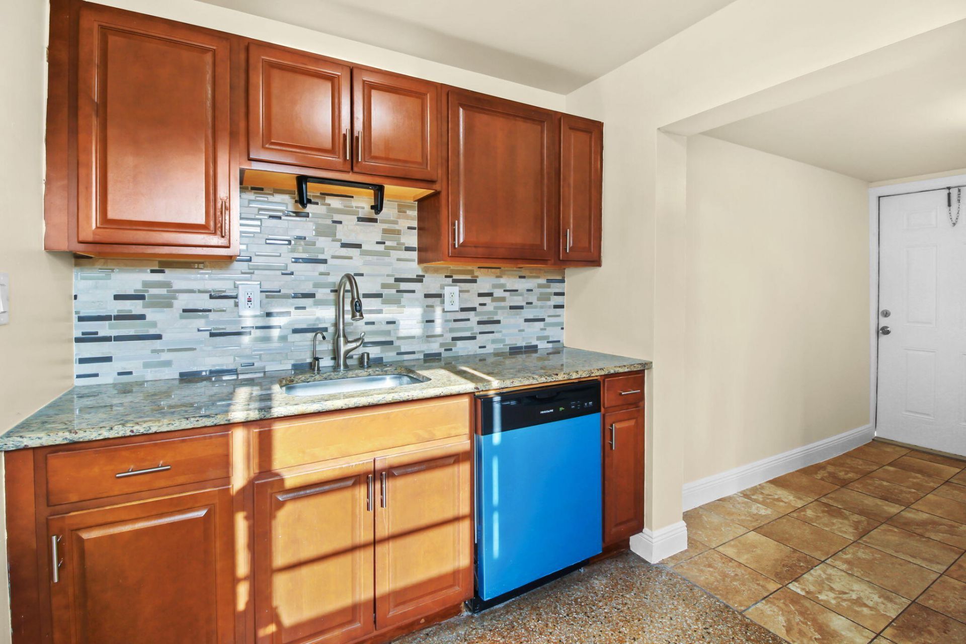 4546 Carver Street, Kenwood Estates, FL 33463 Photo