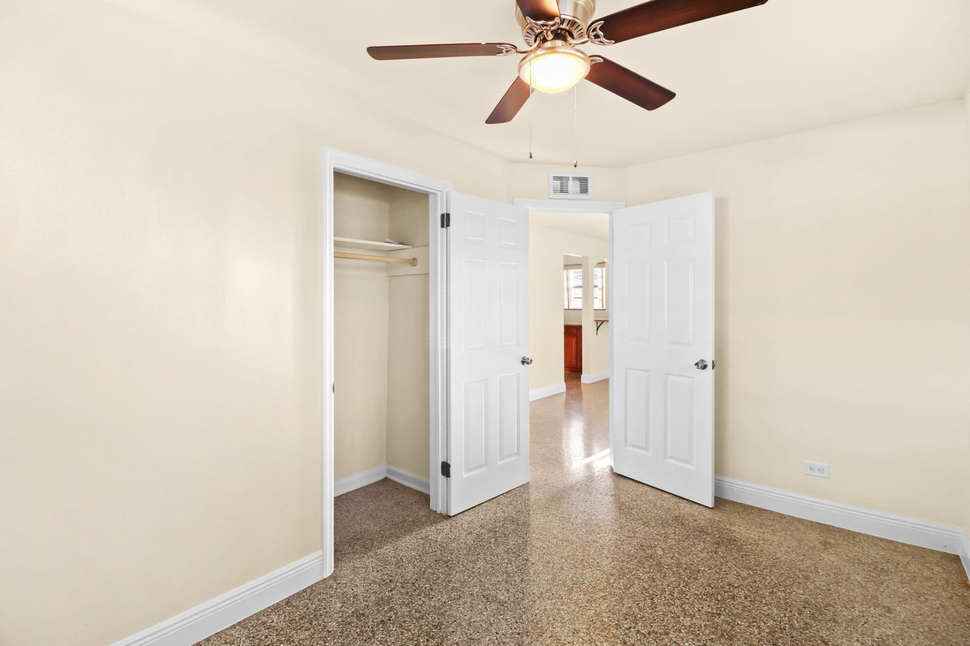 4546 Carver Street, Kenwood Estates, FL 33463 Photo