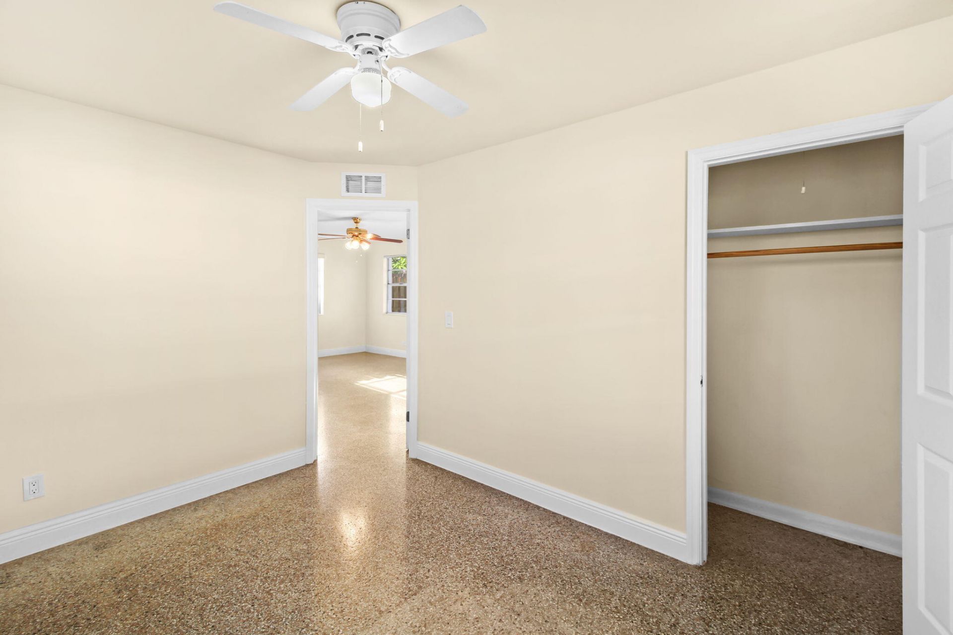 4546 Carver Street, Kenwood Estates, FL 33463 Photo