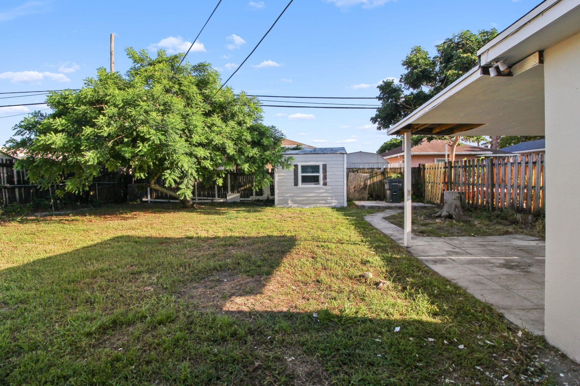 4546 Carver Street, Kenwood Estates, FL 33463 Photo