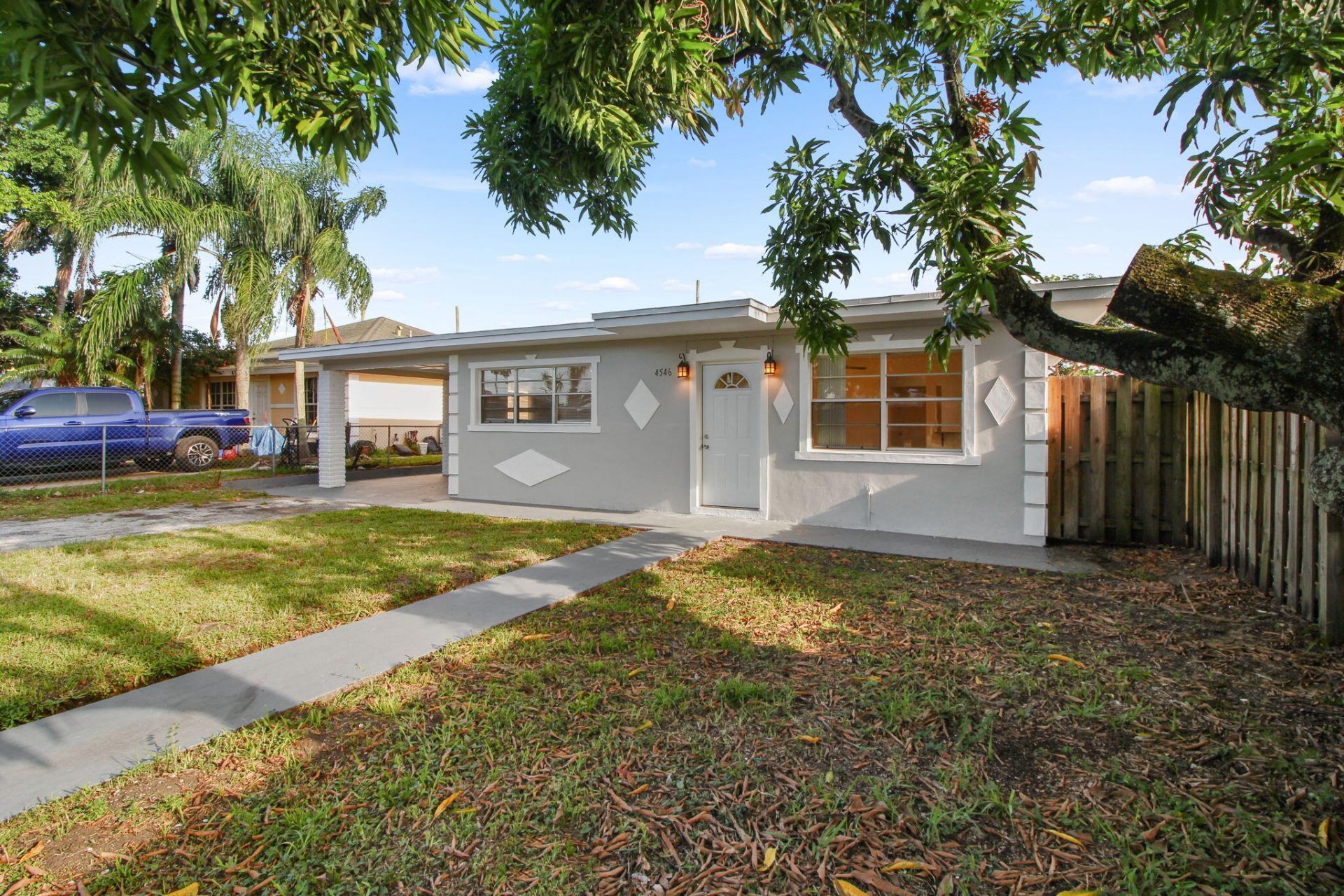 4546 Carver Street, Kenwood Estates, FL 33463 Photo