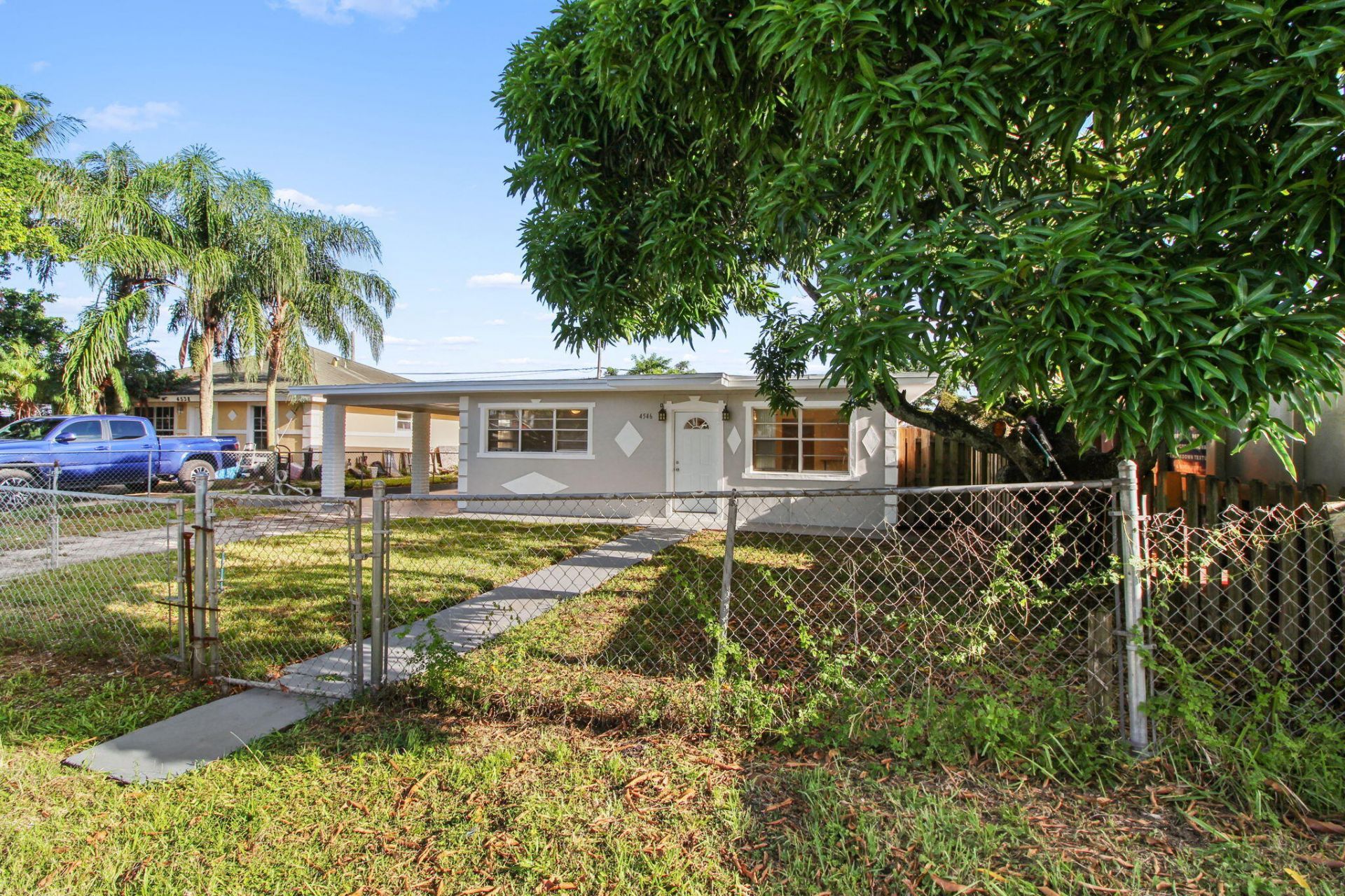 4546 Carver Street, Kenwood Estates, FL 33463 Photo