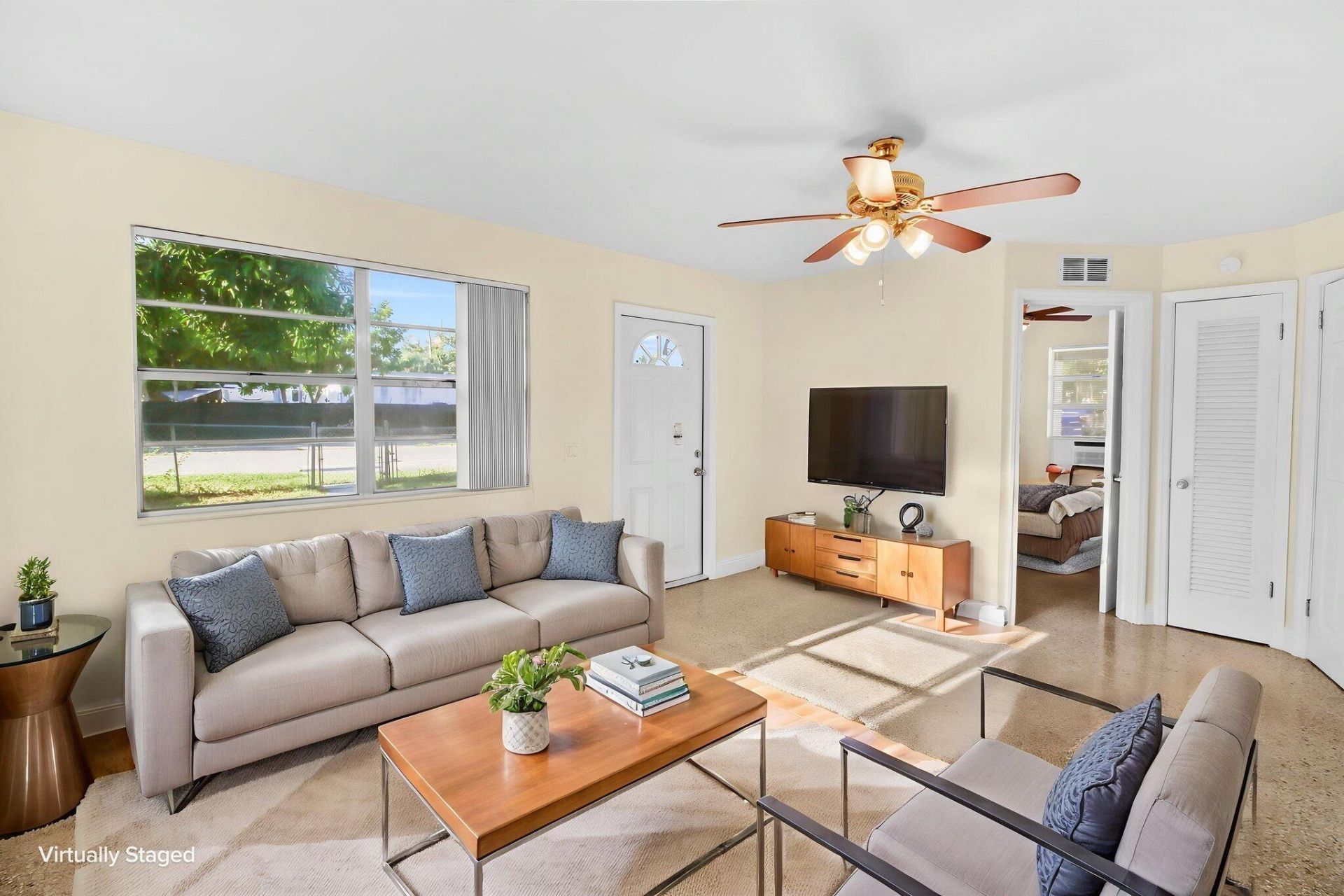 4546 Carver Street, Kenwood Estates, FL 33463 Photo