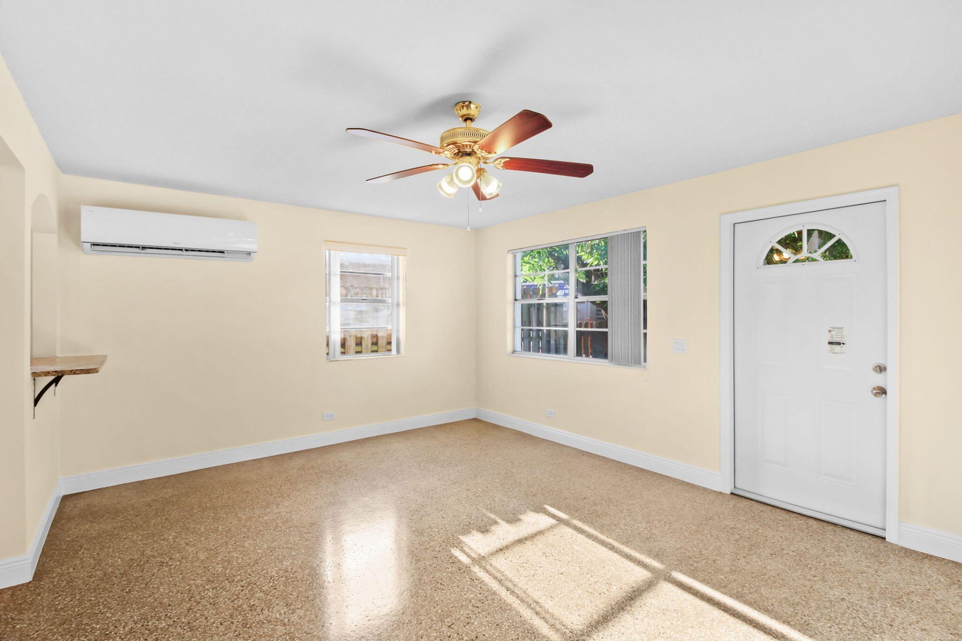 4546 Carver Street, Kenwood Estates, FL 33463 Photo