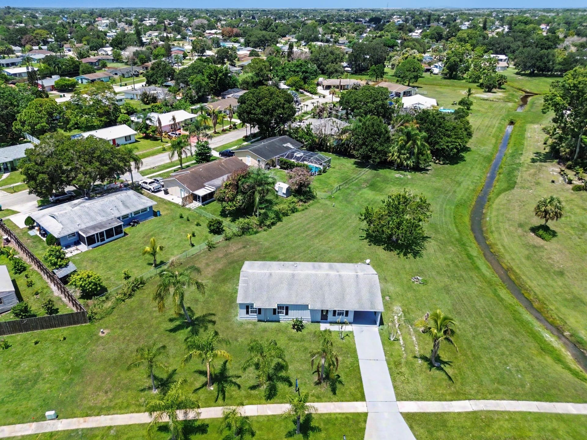 502 NE Solida Circle, Port Saint Lucie, FL 34983 Photo