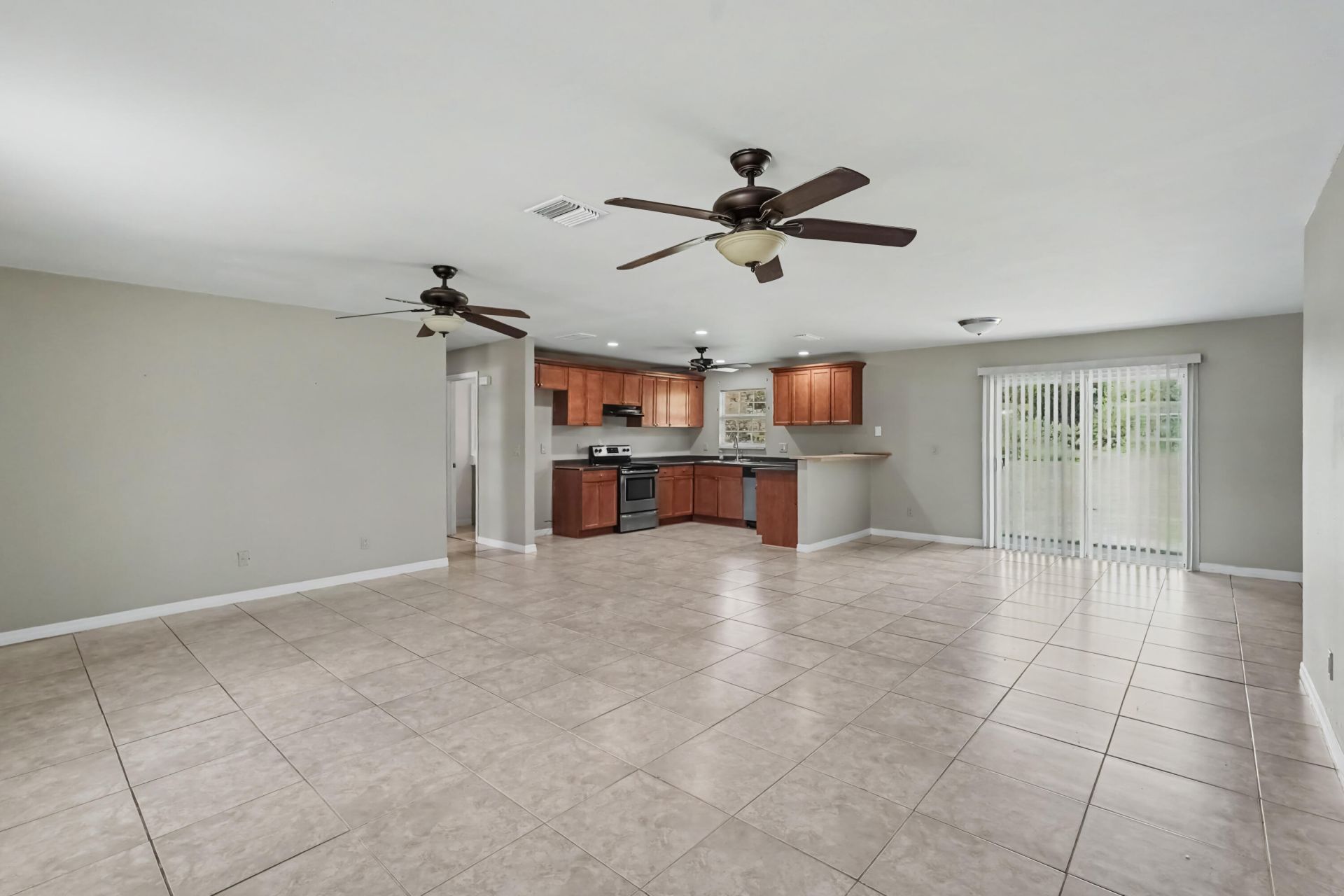 502 NE Solida Circle, Port Saint Lucie, FL 34983 Photo