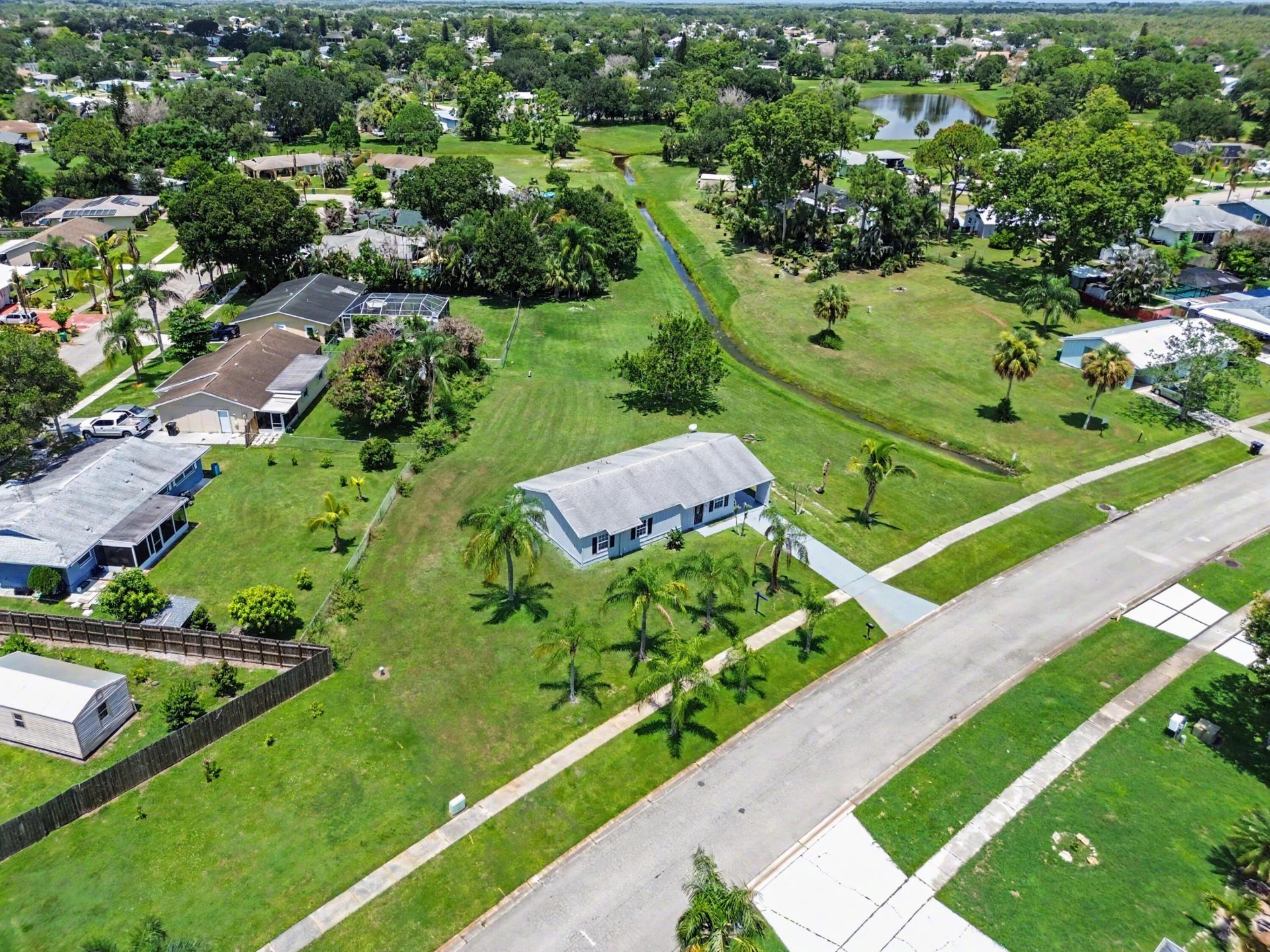 502 NE Solida Circle, Port Saint Lucie, FL 34983 Photo