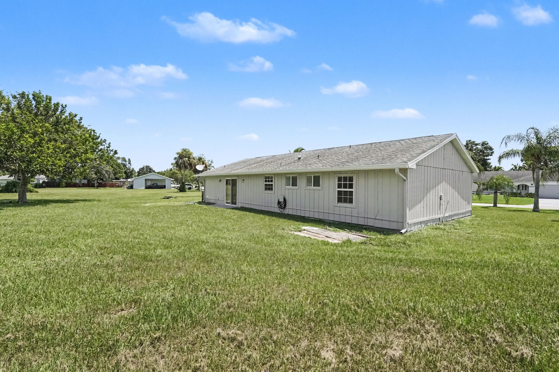 502 NE Solida Circle, Port Saint Lucie, FL 34983 Photo