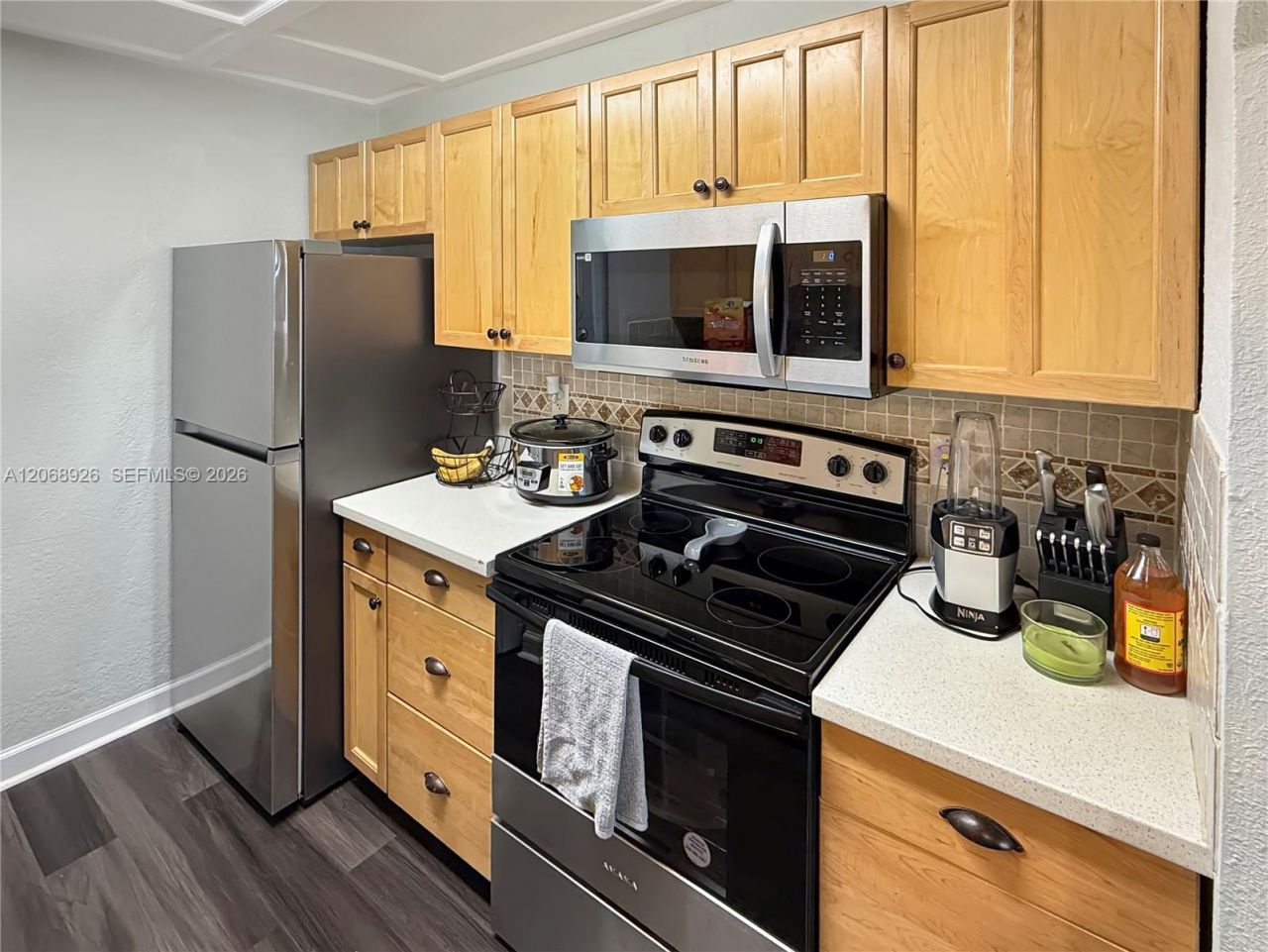 10056 Twin Lakes Dr, Unit 37-D, Coral Springs, FL 33071 Photo