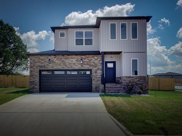 100 E Acacia Circle , Clever, MO 65631