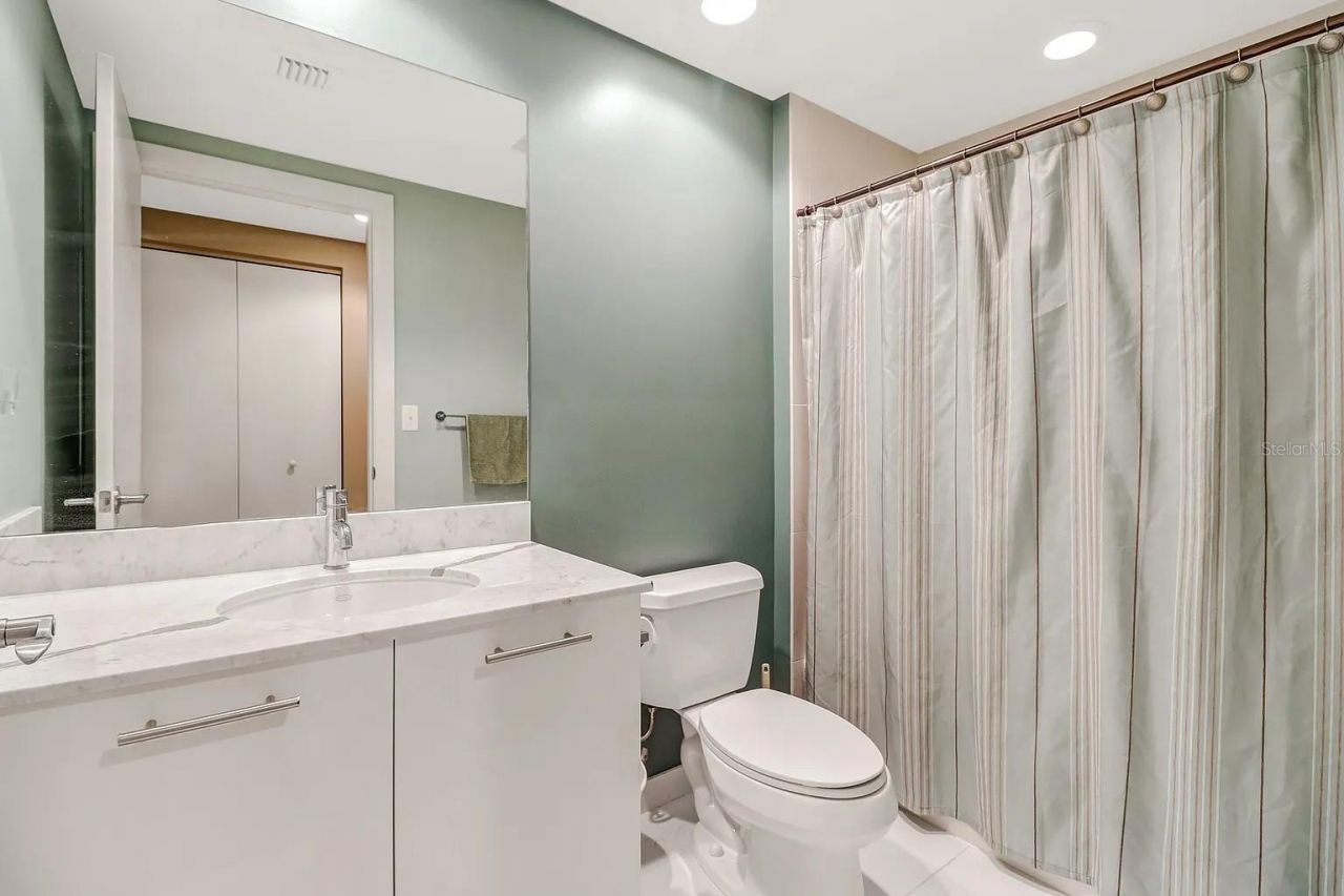 3000 Oasis Grand Boulevard, Unit 1002, Fort Myers, FL 33916 Photo