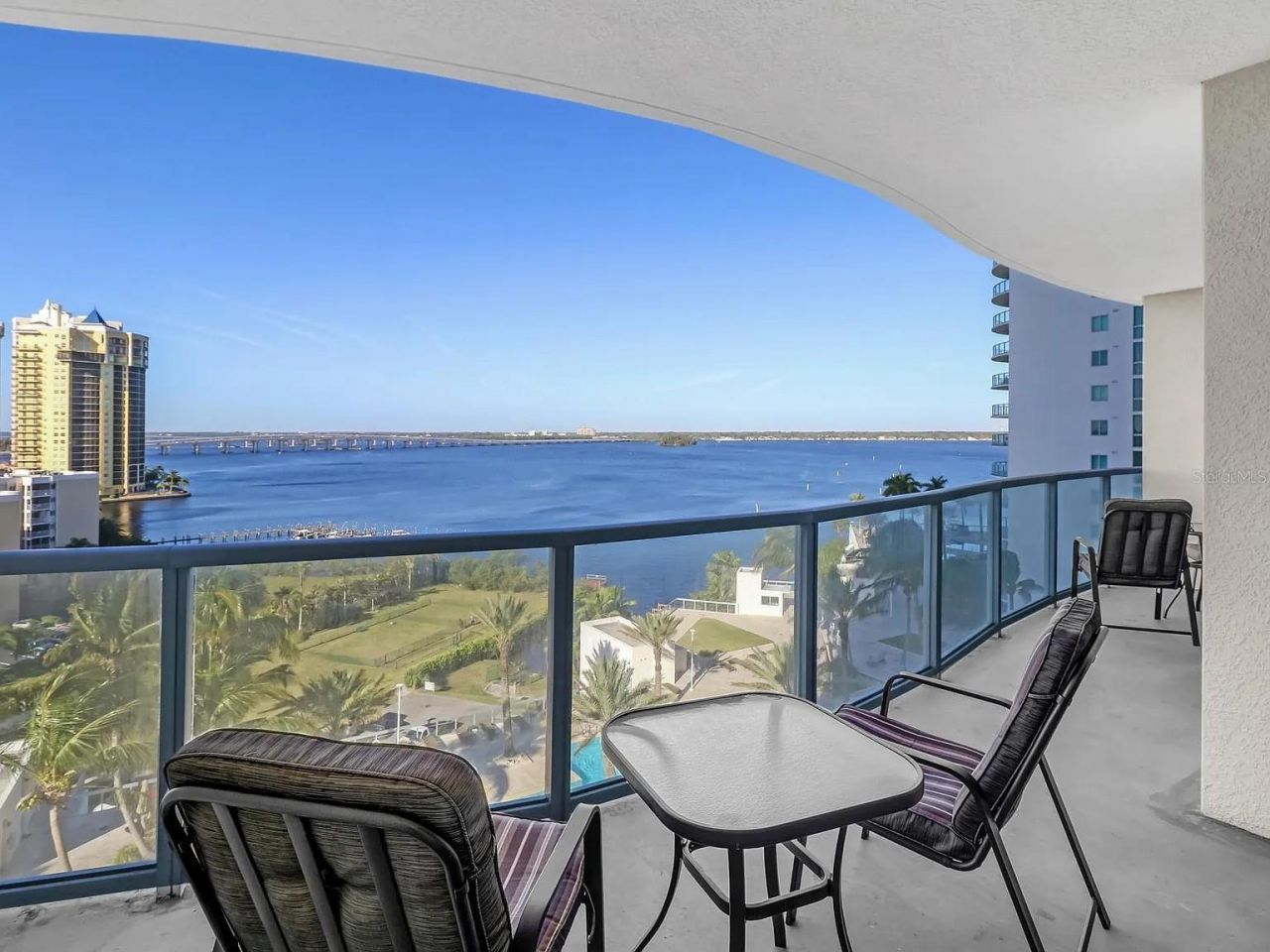 3000 Oasis Grand Boulevard, Unit 1002, Fort Myers, FL 33916 Photo