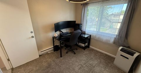 1607 London Circle, Sparks, NV 89431 Photo