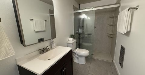 1607 London Circle, Sparks, NV 89431 Photo