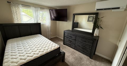 1607 London Circle, Sparks, NV 89431 Photo